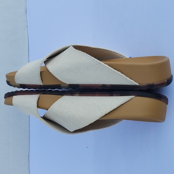 Rothy's Weekender Slide in Cream - Picture 7 of 11